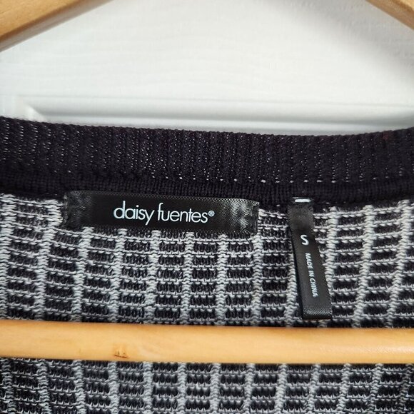 Daisy Fuentes Black/White Knit Button Up Long Sleeve Sweater - Picture 3 of 9